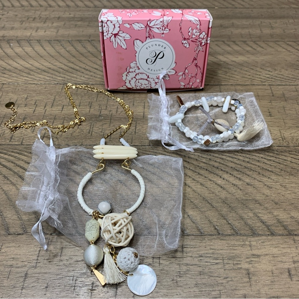 Retired Plunder‎ Set Louisa Necklace Nevaeh Bracelet NWT